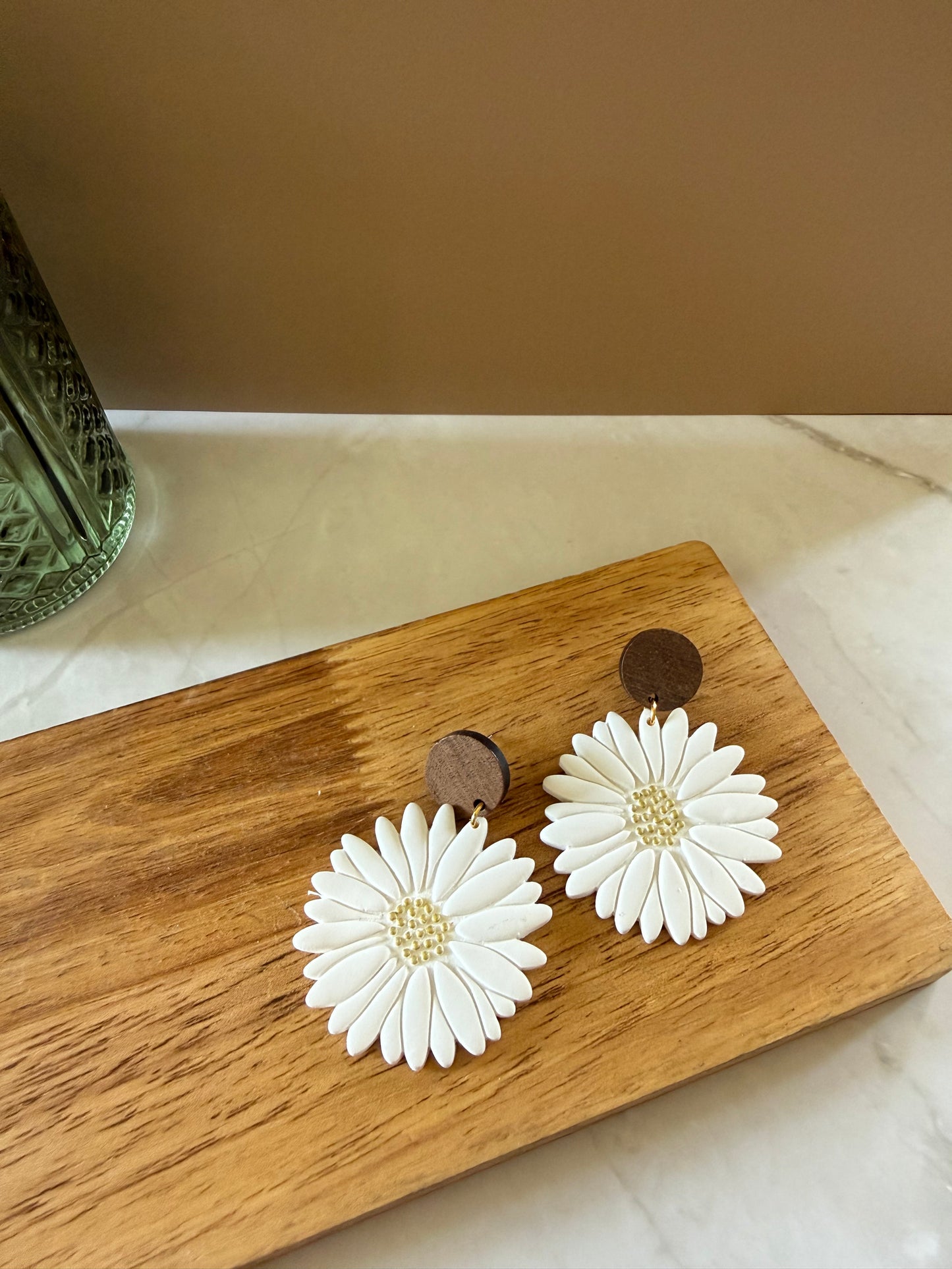 Daisy Dangles